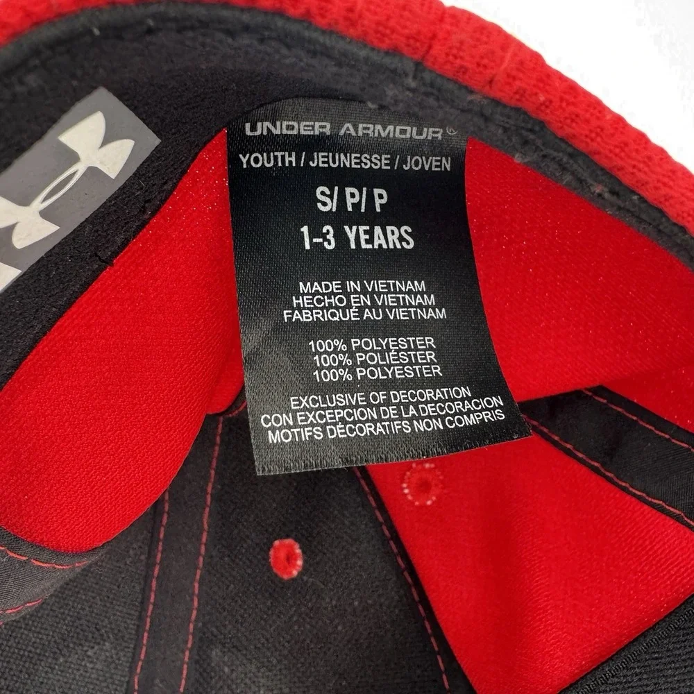 Under Armour Youth Red Baseball Cap Black Logo Hat 25UASFL02C Size S/P 1-3 Years